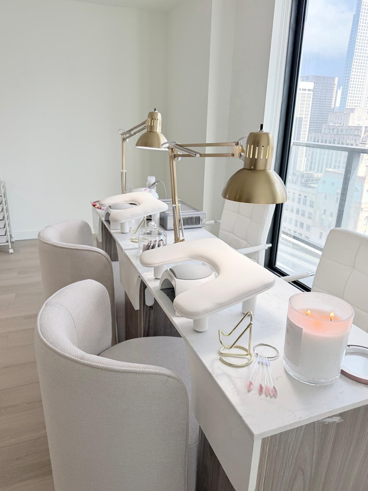 The Kraziva manicure stations